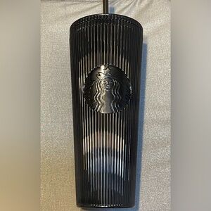 Starbucks Black Pleated Metallic Plastic Cold Cup – 24 fl oz